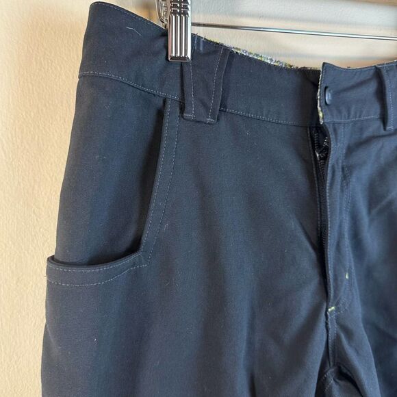 Lululemon Black Char01 Floral Trim Black Shorts Men’s 30 Read - Picture 5 of 13